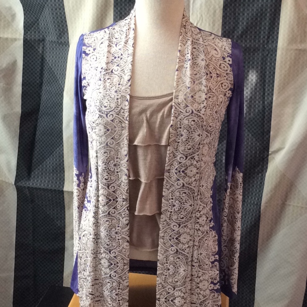 Tie-dye embellished open front top